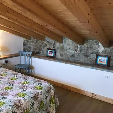 Casa Con Ampio Giardino 度假居 *