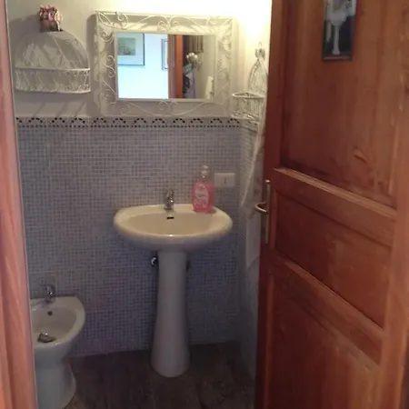 Casa Con Ampio Giardino Biancareddu