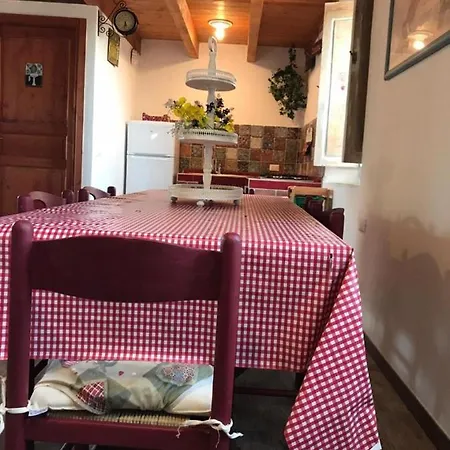 Casa Con Ampio Giardino Biancareddu